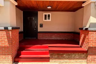 139 N 10th St, San Jose, CA 95112 - Photo 1