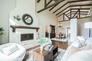 25603 Creekview Cir, Salinas, CA 93908 - Photo 10