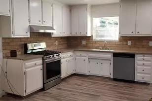 6944 Mirador Way, Sacramento, CA 95828 - Photo 2