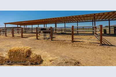 8440 Lovers Ln, Hollister, CA 95023 - Photo 64