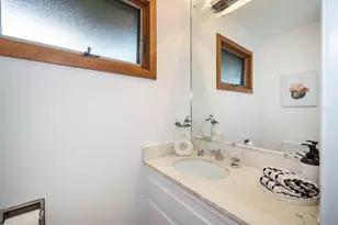 26939 Beatrice Ln, Los Altos Hills, CA 94022 - Photo 18