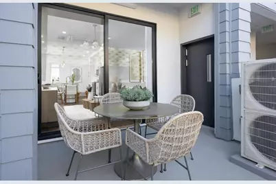 2419 Willow Dr, San Mateo, CA 94403 - Photo 2