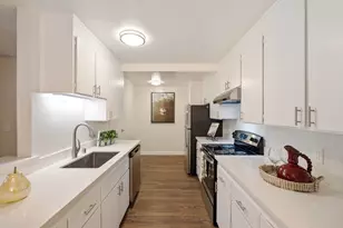 302 Philip Dr 109, Daly City, CA 94015 - Photo 8