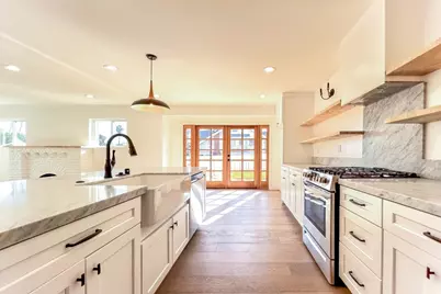 103 N Kingsley Dr, Los Angeles, CA 90004 - Photo 1