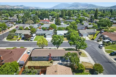 1693 Greentree Dr, Concord, CA 94521 - Photo 38