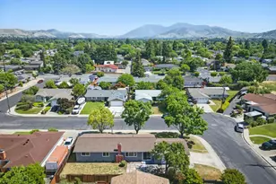 1693 Greentree Dr, Concord, CA 94521 - Photo 38