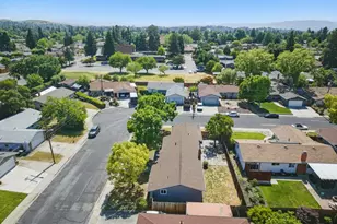 1693 Greentree Dr, Concord, CA 94521 - Photo 36