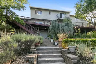 878 Hillcrest Dr, Redwood City, CA 94062 - Photo 30