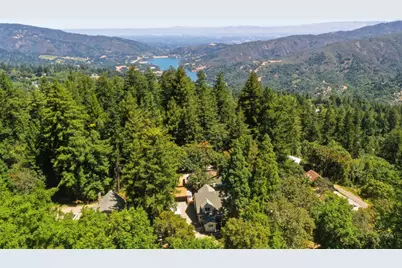 18143 Gloria Ct, Los Gatos, CA 95033 - Photo 46