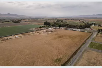790 Shore Rd, Hollister, CA 95023 - Photo 70