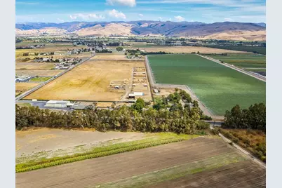 790 Shore Rd, Hollister, CA 95023 - Photo 48