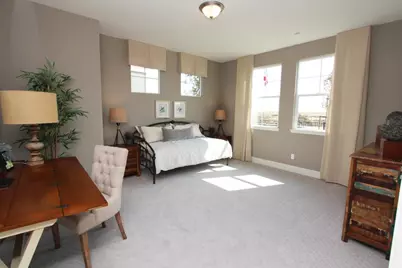 1664 Dolomite Dr, Los Banos, CA 93635 - Photo 4