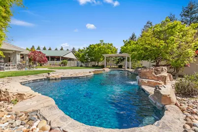 5000 Peach Blossom Ln, Oakdale, CA 95361 - Photo 10