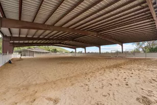 804 Comstock Rd, Hollister, CA 95023 - Photo 10