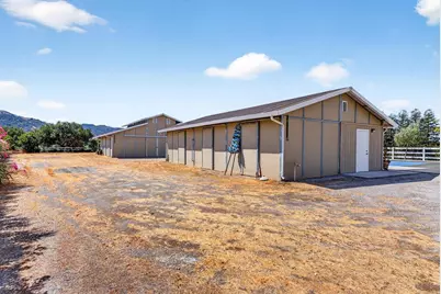 12315 Harding Ave, San Martin, CA 95046 - Photo 70