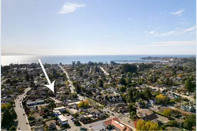1122 Seabright Ave, Santa Cruz, CA 95062 - Photo 2