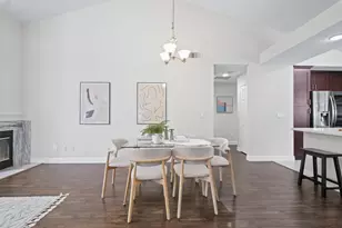 1735 Parkview Green Cir, San Jose, CA 95131 - Photo 12