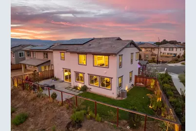 7101 Hakkan Dr, Gilroy, CA 95020 - Photo 1