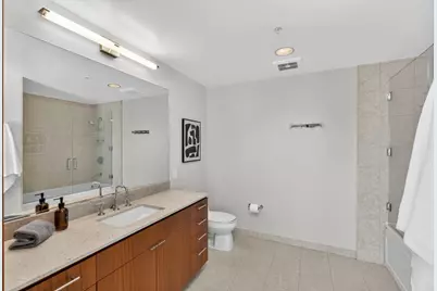 38 N Almaden Blvd 2001, San Jose, CA 95110 - Photo 42