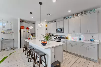 2141 Wildflower Dr, Hollister, CA 95023 - Photo 14