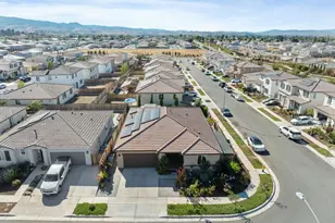 2141 Wildflower Dr, Hollister, CA 95023 - Photo 38