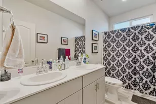 2141 Wildflower Dr, Hollister, CA 95023 - Photo 10