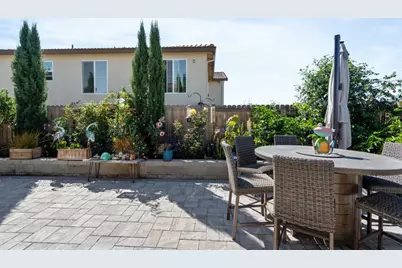 2141 Wildflower Dr, Hollister, CA 95023 - Photo 26