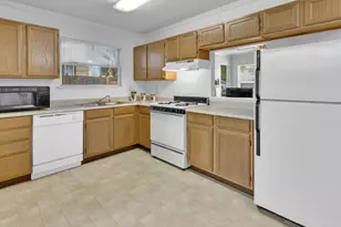 310 Mustang Ct D, King City, CA 93930 - Photo 6