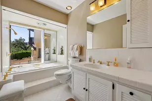 2301 Easton Dr, Burlingame, CA 94010 - Photo 48