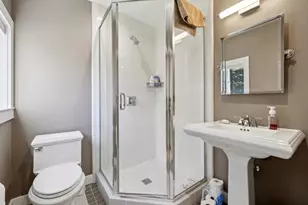 2301 Easton Dr, Burlingame, CA 94010 - Photo 58
