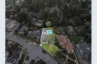 2301 Easton Dr, Burlingame, CA 94010 - Photo 2