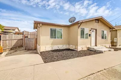23 Capitol St, Salinas, CA 93901 - Photo 2