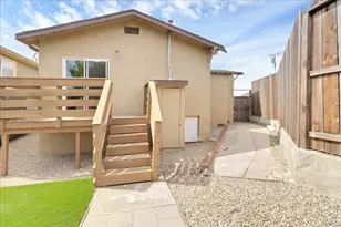 23 Capitol St, Salinas, CA 93901 - Photo 16