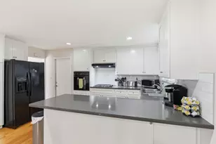 738 Sobrato Dr, Campbell, CA 95008 - Photo 14