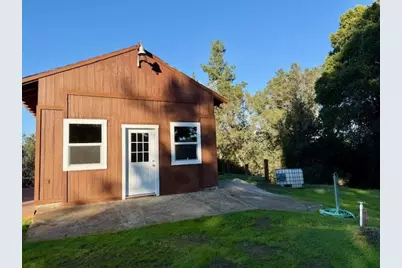 7175 Redwood Retreat Rd, Gilroy, CA 95020 - Photo 4