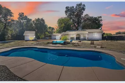 5367 Rosswood Ln, Redding, CA 96001 - Photo 1