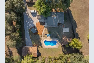 5367 Rosswood Ln, Redding, CA 96001 - Photo 2