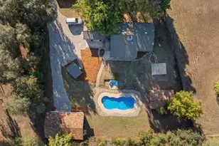 5367 Rosswood Ln, Redding, CA 96001 - Photo 2