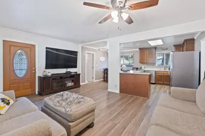 5367 Rosswood Ln, Redding, CA 96001 - Photo 6