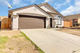 715 Skinner St, Soledad, CA 93960 - Photo 2