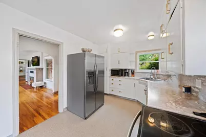 1901 Chestnut St, Redding, CA 96001 - Photo 10