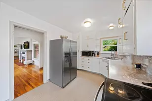 1901 Chestnut St, Redding, CA 96001 - Photo 10