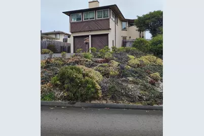 105 Roberts Ave, Monterey, CA 93940 - Photo 1