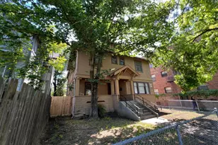 722 N San Joaquin St, Stockton, CA 95202 - Photo 2