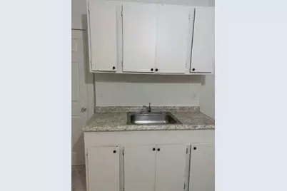 111 W Poplar St, Stockton, CA 95202 - Photo 6