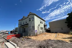 144 N Grant St, Stockton, CA 95202 - Photo 2