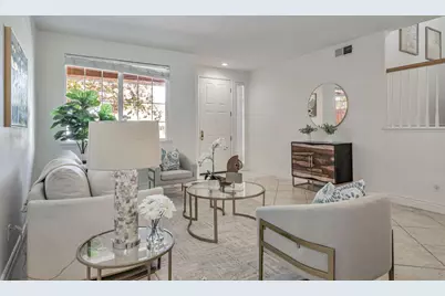 1048 Stillspring Dr, Vacaville, CA 95687 - Photo 4