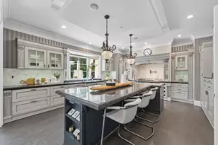 625 W Santa Inez Ave, Hillsborough, CA 94010 - Photo 14