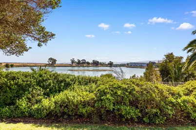 2604 Hastings Shore Ln, Redwood City, CA 94065 - Photo 34