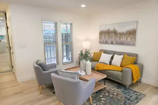 233 Red Oak Dr D, Sunnyvale, CA 94086 - Photo 1